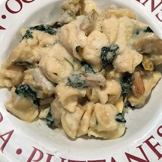 Creamy Spinach Artichoke Tortellini